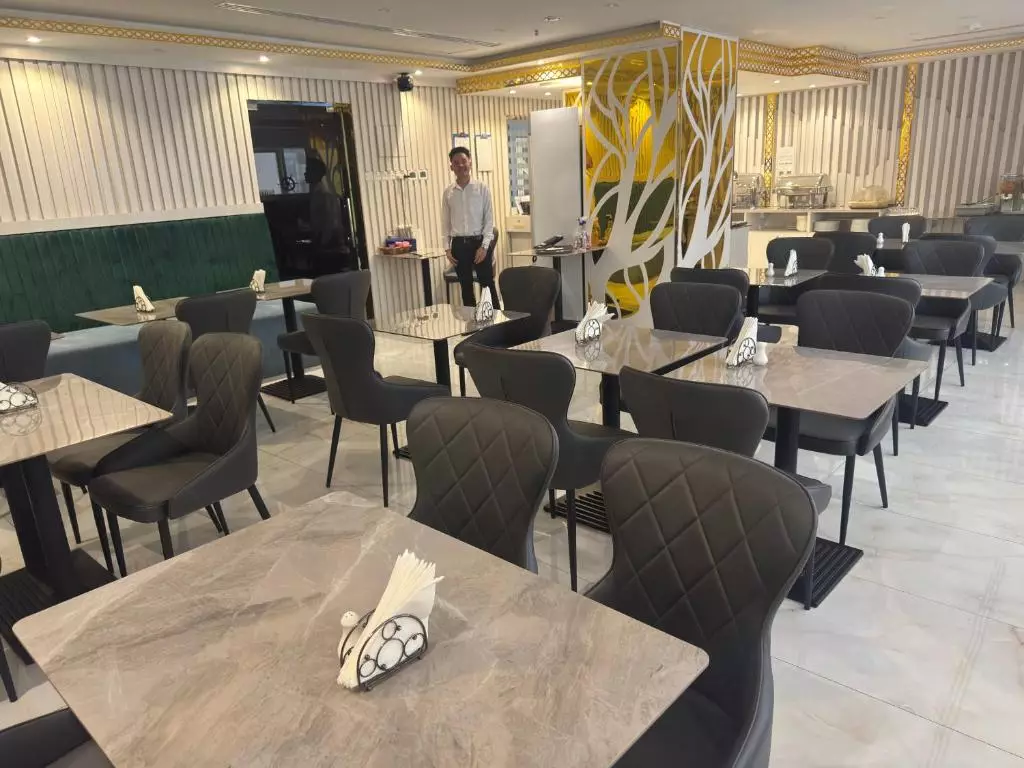 رستوران ORCHID